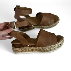 Platform espadrille sandals
